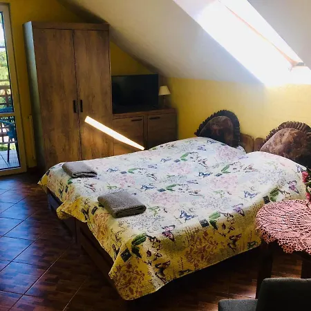 Pokoje Goscinne Sklodowo Habitación en casa particular Pozezdrze